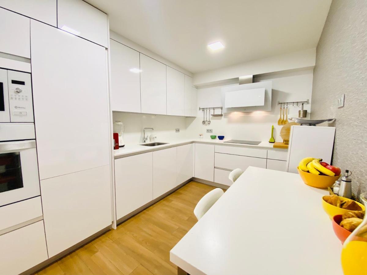 Apto De Diseno Centro Parking Calefaccion Aire Wifi Appartement Grenade